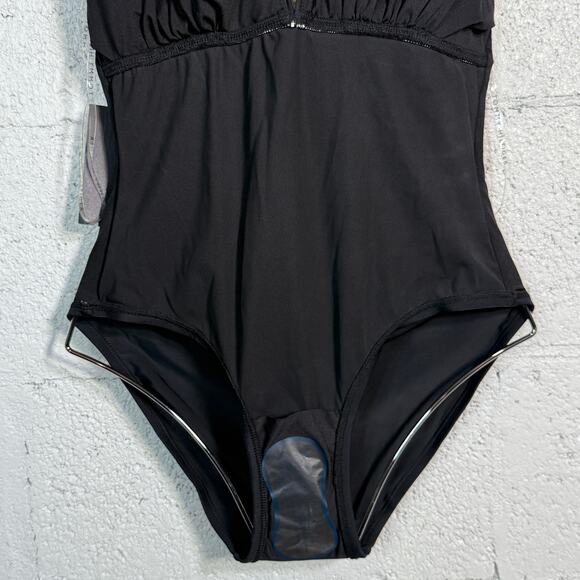 Tommy Hilfiger Womens Ruched Side Halter One Piece Swimsuit, Black 6 - Picture 7 of 9